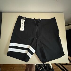 Hurley phantom block party size 33 BRAND NEW